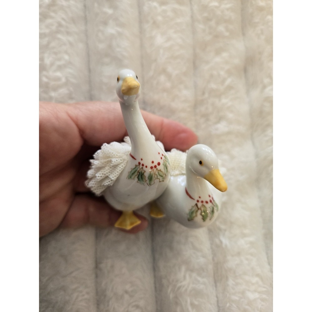 Irish Dresden Christmas Geese w/Lace Figurines Marked MZ Ireland Ducks Small